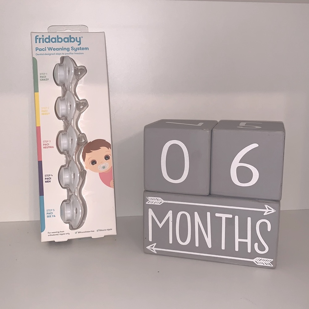 FridaBaby Paci Weaning System - 5 pack of pacifiers NWT